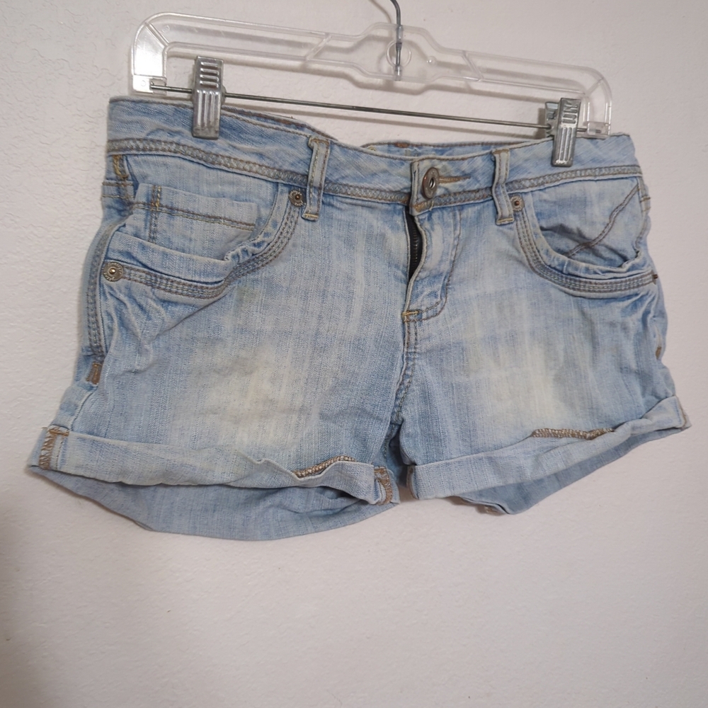 Amethyst Distressed Denim Micro Mini Shorts Size 9 Blue Jean Light Wash Cuffed